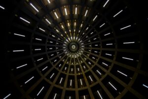 Read more about the article Desfășurătorul unui love-bombing subtil manipulator. Așa nu❗️ (studiu de caz)